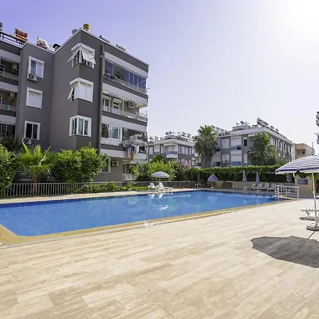 Vibrant Flat With Lovely Balcony In Muratpasa * Antalya