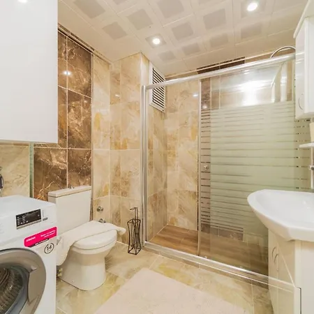 Vibrant Flat With Lovely Balcony In Muratpasa Antalia
